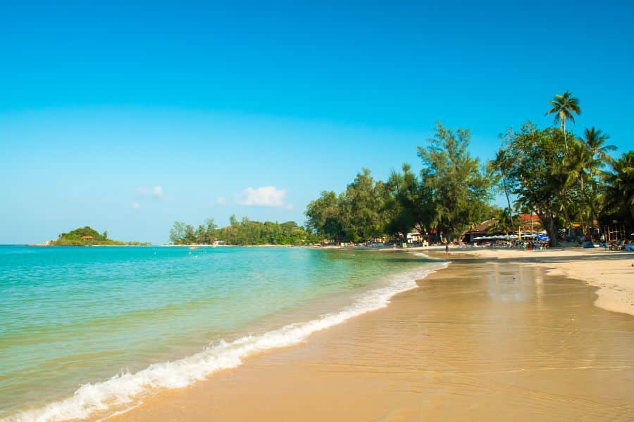 Minutes from the Beach and Airport