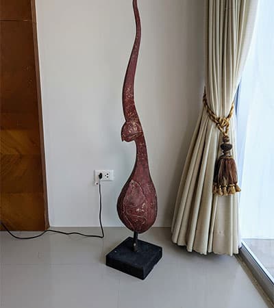 Decorative bird statue